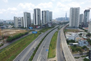 Bất động sản TP.HCM ăn theo sóng hạ tầng