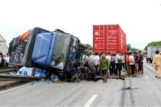 10 tháng, cả nước có 5.456 người thiệt mạng vì tai nạn giao thông 
