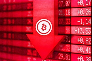 Va ngưỡng cản 13.800 USD, giá Bitcoin giảm gần 600 USD