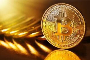"Bốc hơi" gần 2.000 USD, giá Bitcoin giao dịch quanh vùng 26.400 USD