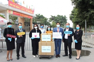 [Tết đoàn viên] Sẻ chia mùa xuân cho vùng dịch