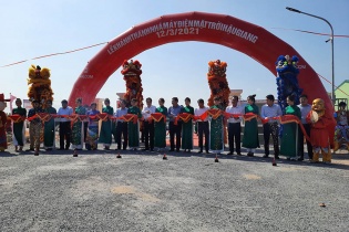 Nhà máy điện mặt trời đầu tiên tại Hậu Giang đi vào hoạt động