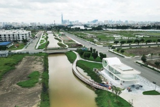 Làm nhà ở xã hội trong khu đô thị lớn: Khó may một áo cho hai người