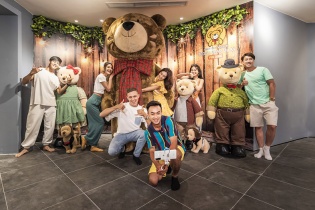 Vì sao Teddy Bear Museum hấp dẫn toàn thế giới?