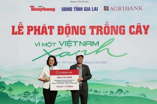 Agribank tự hào góp thêm trang sử vẻ vang 70 năm ngành ngân hàng Việt Nam