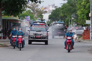 Quân khu 9 phun hoá chất khử trùng phòng, chống COVID-19 tại Cần Thơ
