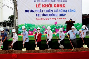 Đồng Tháp khởi công 2 dự án phát triển cơ sở hạ tầng