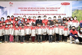 Dai-ichi Life Việt Nam hỗ trợ 500 triệu đồng cho trẻ em vùng cao huyện Mèo Vạc, Hà Giang