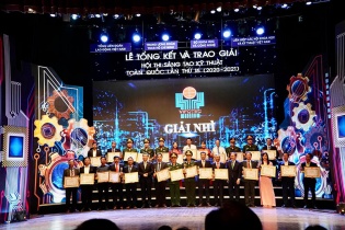 ThaiBinh Seed đoạt giải Nhì Hội thi VIFOTEC với giống ngô nếp TBM18