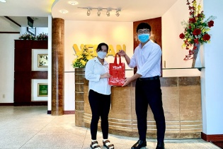 Vedan Việt Nam tặng quà cho con em cán bộ nhân viên nhân ngày Quốc tế Thiếu nhi