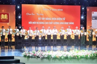Thái Bình: 100% xã, phường, thị trấn thực hiện "Sổ tay đảng viên điện tử"