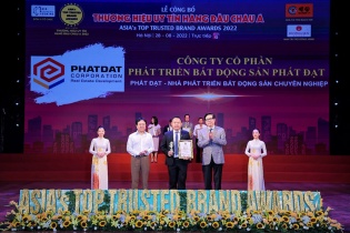 Phát Đạt nhận giải thưởng Top 10 thương hiệu uy tín hàng đầu châu Á 2022 