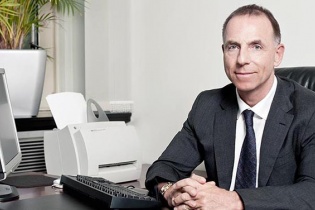 Tiến sĩ Zitelmann chia sẻ về cuốn sách "Người giàu trong quan điểm công chúng"