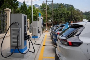 VinFast khai trương trạm sạc xe điện tại cây xăng Petrolimex Hà Giang 