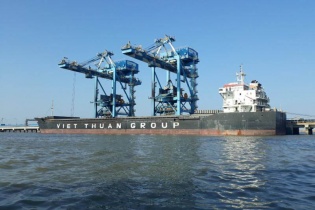 Việt Thuận Group: Từ hành trình rẽ sóng vượt biển đến bước chuyển trong ngành công nghiệp không khói