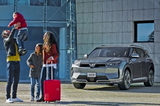 VinFast tích hợp dịch vụ âm thanh trực tuyến Tunein cho VF 8 và VF 9