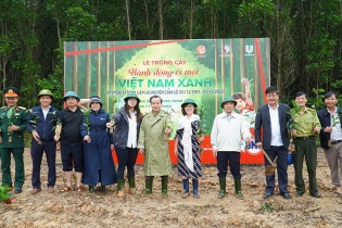 Quảng Trị tổ chức Chương trình trồng cây “Hành động vì một Việt Nam xanh”