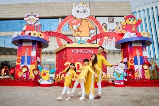 Ngũ "Cat" lâm "Mall" - Mang Tết về nhà