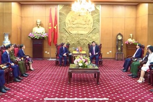 Tỉnh Thái Bình làm việc với Đại sứ đặc mệnh toàn quyền CHDCND Lào
