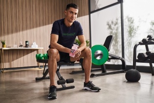 Herbalife gia hạn chương trình hợp tác kéo dài một thập kỷ - Nhà tài trợ dinh dưỡng chính thức của Cristiano Ronaldo
