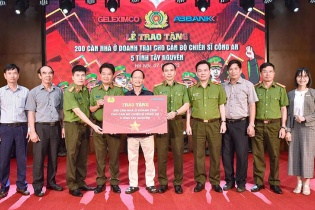 Geleximco và ABBank trao tặng 200 nhà ở doanh trại cho công an xã, thị trấn