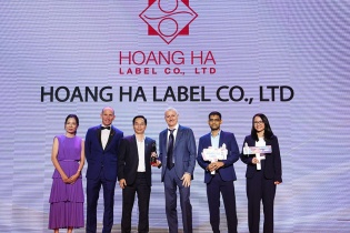 Hoàng Hà Label Co. được vinh danh “Nơi làm việc tốt nhất châu Á năm 2023”