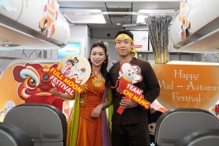 Ngày Tết Trung thu đặc biệt của các bạn nhỏ trên những chuyến bay Vietjet