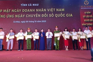 Cà Mau đồng hành cùng doanh nghiệp trong chuyển đổi số