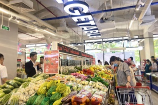 Trợ lực từ vĩ mô cho doanh nghiệp tiêu dùng bán lẻ Việt