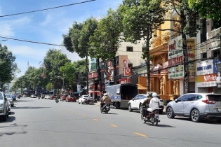 Cần Thơ xem xét thu phí đỗ xe tại một số tuyến đường trung tâm quận, huyện