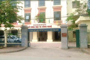 Cảnh cáo ông Trần Hồng Quang, Phó giám đốc Sở Khoa học và Công nghệ tỉnh Hoà Bình