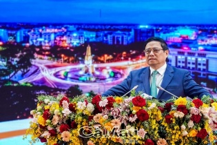 Phát triển Cà Mau thành trung tâm chế biến thực phẩm và thủy sản của cả nước