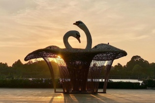 Lễ hội Giáng sinh trên đảo tự nhiên với các tác phẩm nghệ thuật từ tre