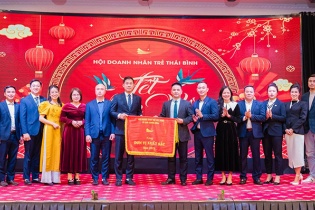 Hội Doanh nhân trẻ Thái Bình nhận Cờ thi đua đơn vị xuất sắc