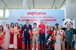 Chào năm mới, Vietjet tưng bừng khai trương đường bay TP.HCM - Thành Đô (Trung Quốc)