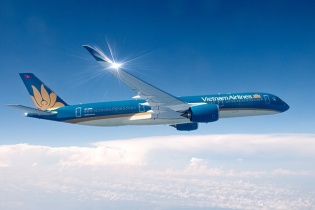 Vietnam Airlines mời cung cấp máy bay thuê ướt phục vụ cao điểm hè