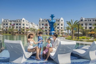Vinhomes Golden Avenue khởi đầu mùa hè sôi động với “Chào hè sang - Chào Little Shanghai”