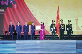 Thành phố Thái Bình đón nhận Huân chương Độc lập hạng Nhì