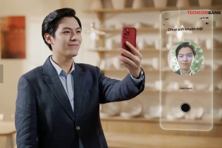 Kết quả 15 ngày đầu thực hiện “Chiến dịch 2345”: Techcombank dẫn đầu về tỷ lệ khách hàng cập nhật thành công sinh trắc học