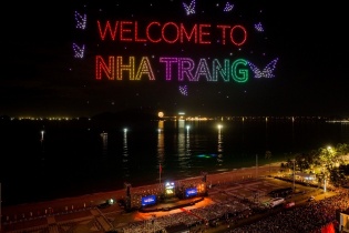 Lễ hội Vịnh ánh sáng quốc tế 2024 - Cách làm sáng tạo của Nha Trang trong công tác phát triển du lịch xanh