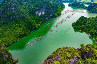 Ninh Bình chuẩn bị đón đoàn khách 4.500 người của tỷ phú Ấn Độ