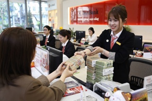 SeABank chốt quyền chia cổ tức bằng cổ phiếu và nhận cổ phiếu phát hành tổng tỷ lệ gần 13,6%