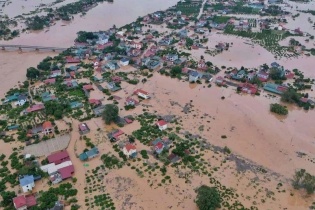 Long An ủng hộ 13,5 tỷ đồng chia sẻ khó khăn với đồng bào vùng bão lũ