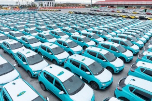 VinFast xuất khẩu 2.500 ô tô điện tới Indonesia