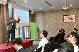 Phát triển khu công nghiệp thông minh với công nghệ từ Schneider Electric