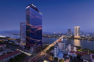 Khách sạn Courtyard by Marriott Danang Han River - sự giao thoa giữa chuẩn mực toàn cầu và văn hóa bản địa