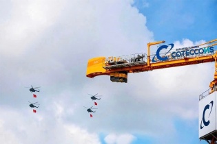 Đáp ứng thử thách 14 ngày hoàn thành nhà máy ô tô hiện đại hàng đầu Đông Nam Á