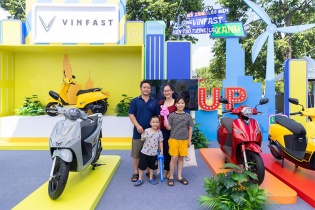 “Đổi xăng lấy điện” gây sốt tại Hải Phòng, Đà Nẵng: Nhiều người lái thử chốt đơn ngay tại chỗ