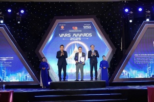 Gỡ “nút thắt” cho ngành môi giới bất động sản, Meey Group tiếp tục được vinh danh tại VARS Awards 2025