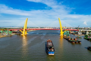 Cận cảnh cầu Hoàng Gia trước “giờ G”: Biểu tượng mới “vẽ lại” trung tâm Hải Phòng sau sáp nhập